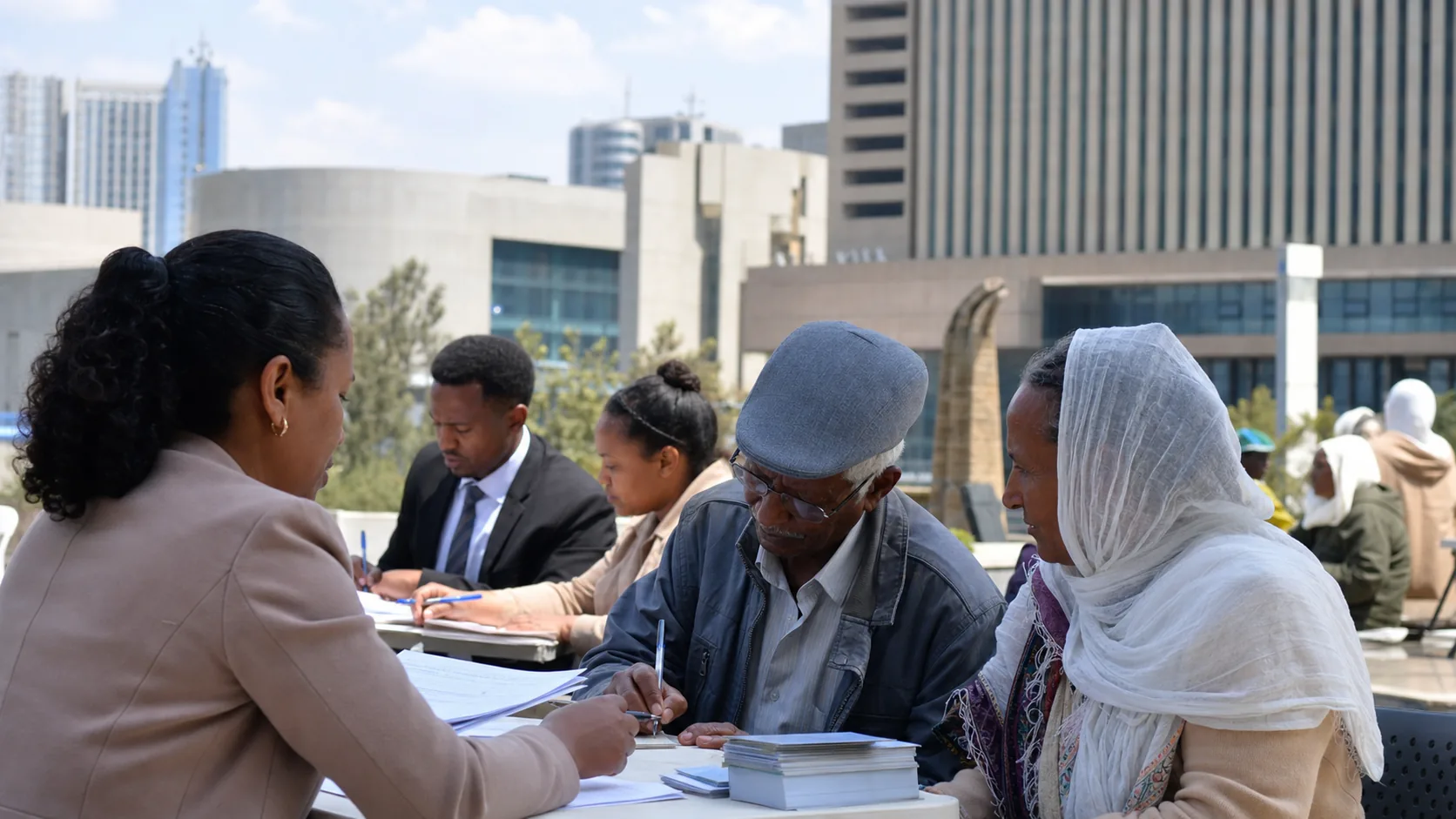 Image editoriale generee par IA pour le systeme de retraite de Ethiopie