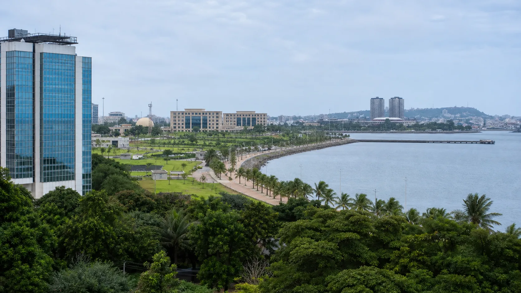 Image editoriale generee par IA pour le systeme de retraite de Gabon